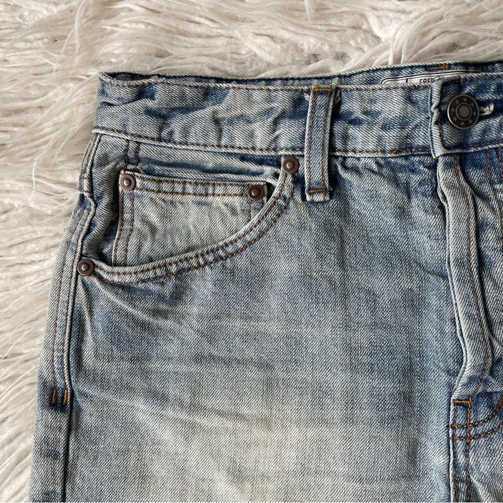 Free People Rock Denim Uptown Camp Blue Mid Rise Cut Off Jean Shorts EUC Size 27 - Picture 5 of 8